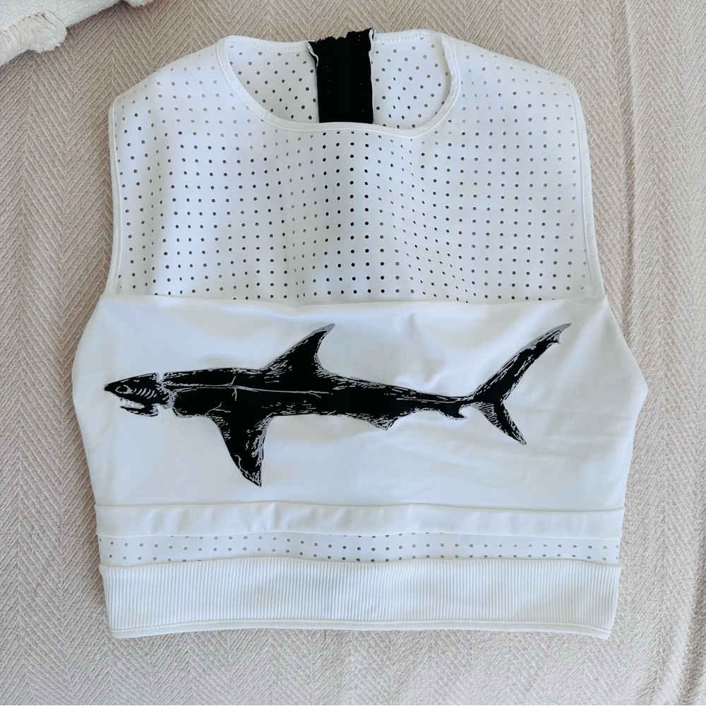 Boys + Arrows hood fish shark top Small
